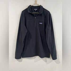 Patagonia Black FlePullover Mens 1/4 zip
Zip Fleece Pullover NWOT
